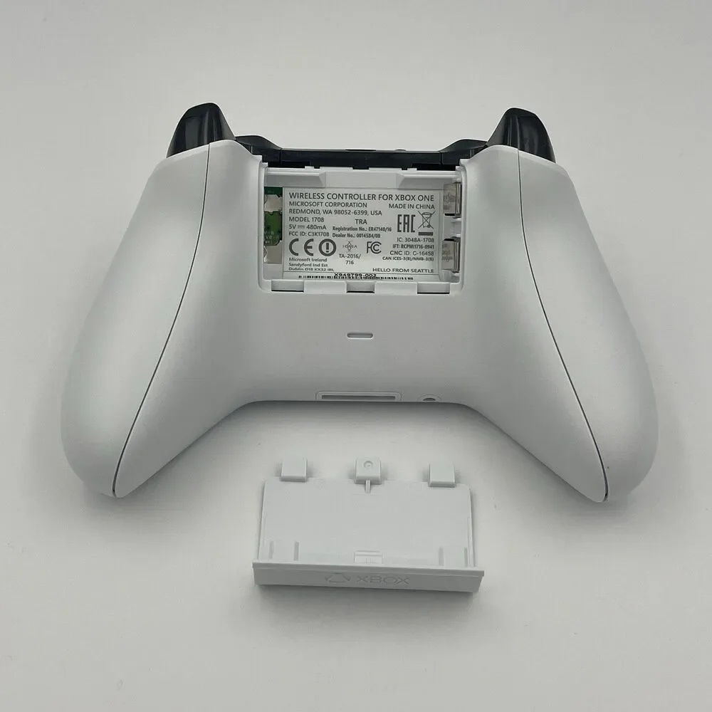 Xbox One White Controller (Model : 1708) Microsoft OEM - Tested & Works Great